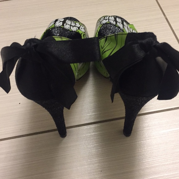 COPY - Monster Heels - Picture 3 of 3